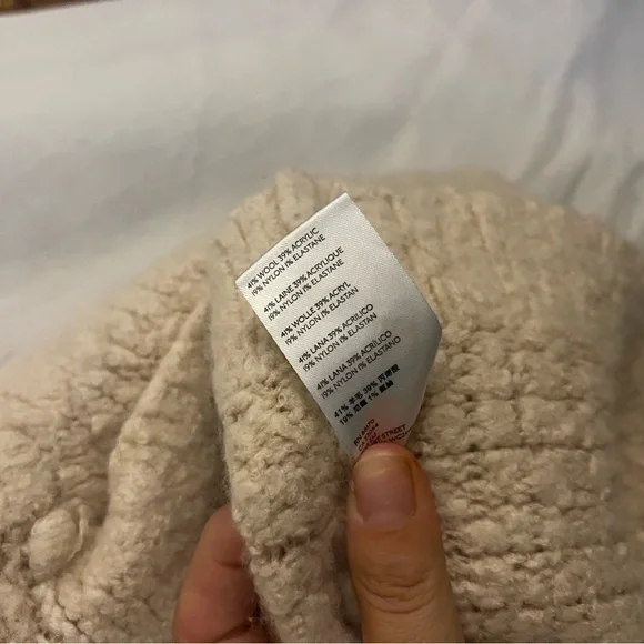 SOLD 🛑 Free People Wool Cardigan - Picture 5 of 5